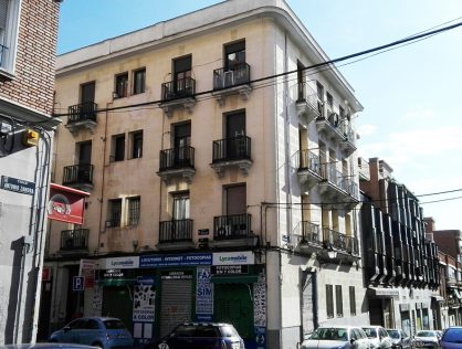 Edificio. Calle Antillón, 3